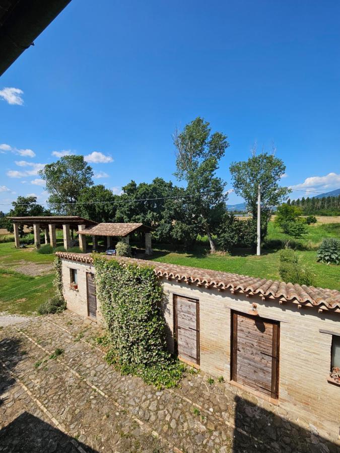 Bed and Breakfast La Casa Dei Tigli Cannara Exteriér fotografie